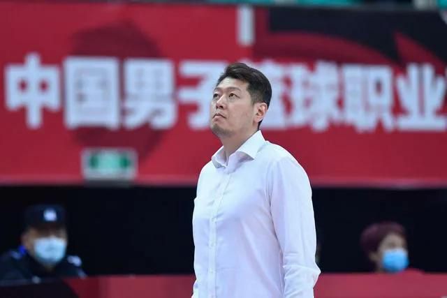 激情一区二区三区成人