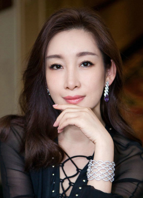 被舌尖融化的她